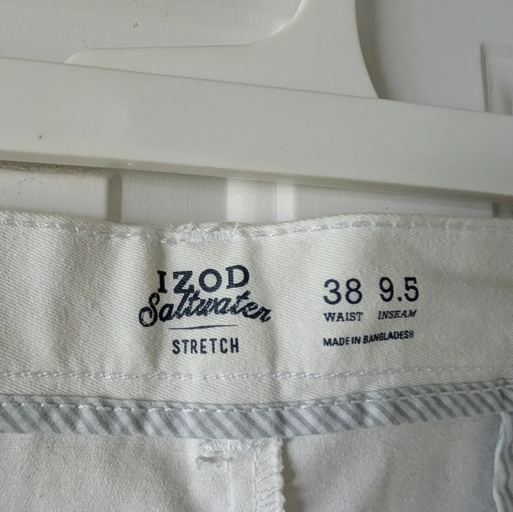 Izod Saltwater Men's Crisp White Flat Front Shorts W38